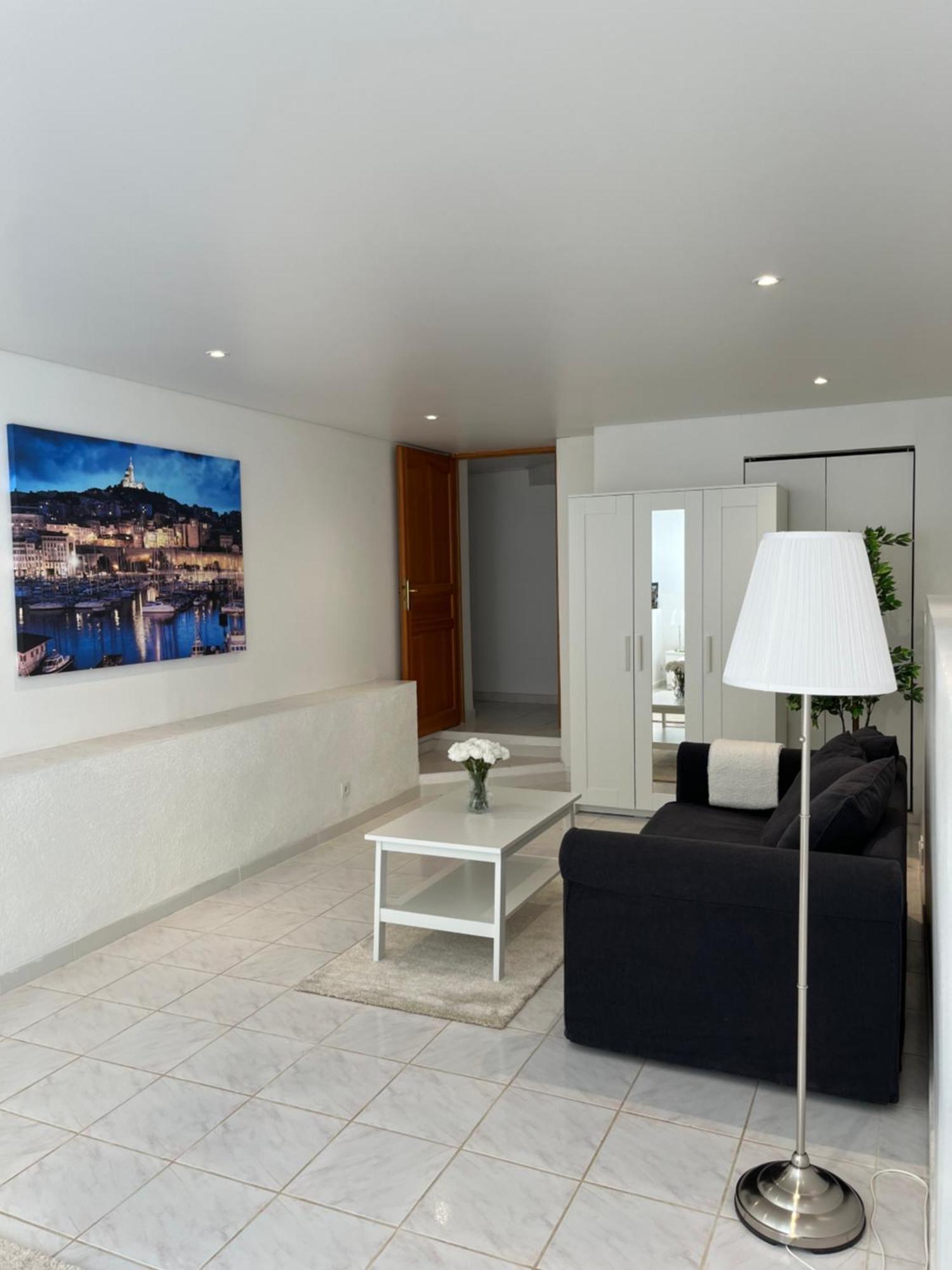 Apartament T3 Avec Jardin Et Piscine Privee Velaux Zewnętrze zdjęcie